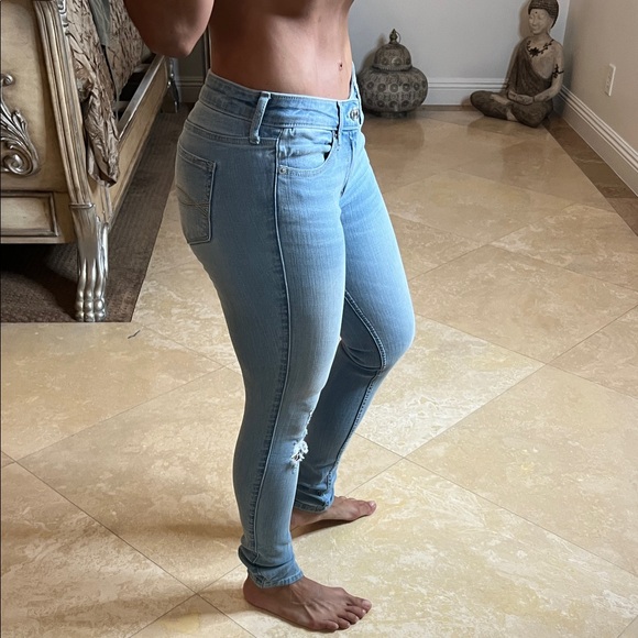 💕Abercrombie & Fitch Light Blue Women's Jeans💕 - Picture 2 of 4